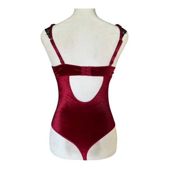 Frederick’s of Hollywood Georgine Velvet & Eyelash Lace Bodysuit/Teddy S New - Picture 2 of 9
